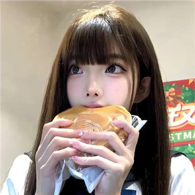 秋霞
